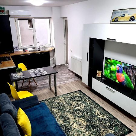 Yellow House Luxury Berceni Bucarest Extérieur photo