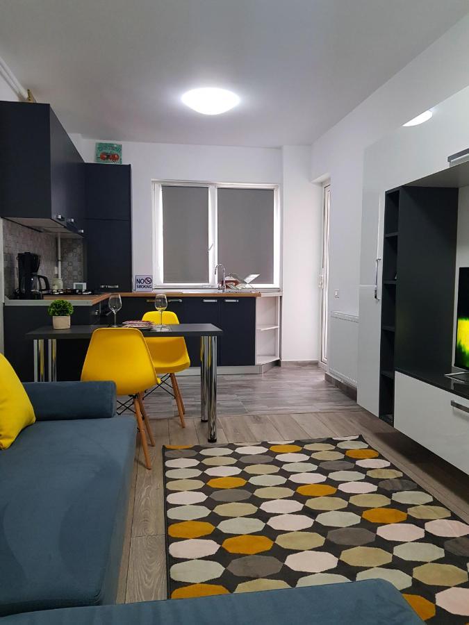 Yellow House Luxury Berceni Bucarest Extérieur photo