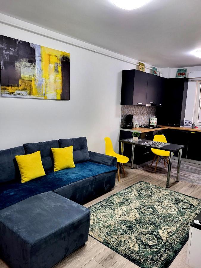 Yellow House Luxury Berceni Bucarest Extérieur photo